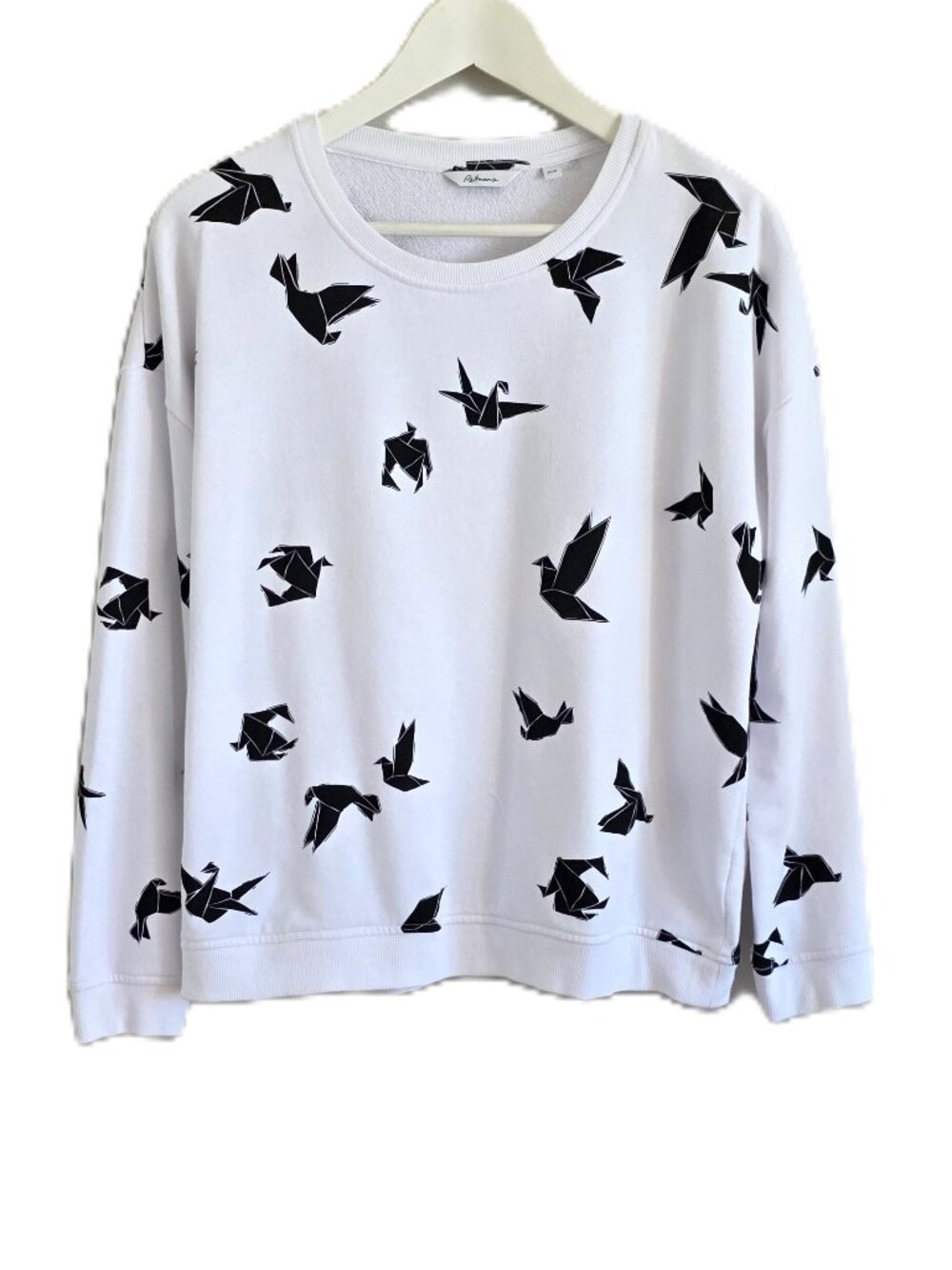 Reitmans black & white paper crane sweatshirt
